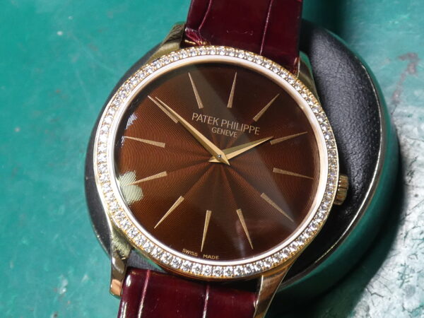 Patek Philippe Calatrava 4897R Factory Diamonds Bezel Oro Rosa 18Kt Chocolate Dial For Ladies Carica Manuale Calibro 215