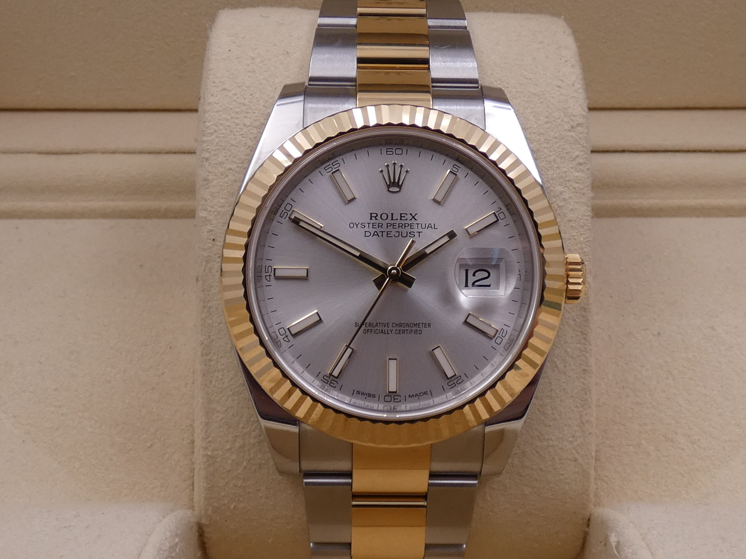 Rolex Datejust 41 126333 TOP CONDITION Oro 18Kt & Acciaio BOX&PAPERS ITALIA 2019 Unico Proprietario Automatico Bracciale Oyster - immagine 8