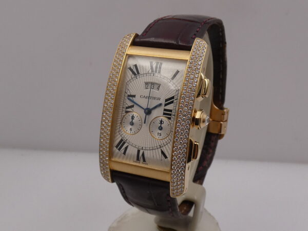 Cronografo Cartier Tank Américaine 2568 Factory Diamonds WITH PAPERS Oro Massiccio 18Kt WB705851