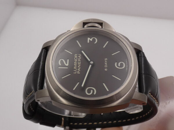 Panerai Luminor Base 8 Days Titanium 44mm PAM00562 BOX PAPERS & STICKERS Anno 2018 Manuale OP6938 BROWN SANDWICH DIAL Edizione Limitata 1000pc al Mondo