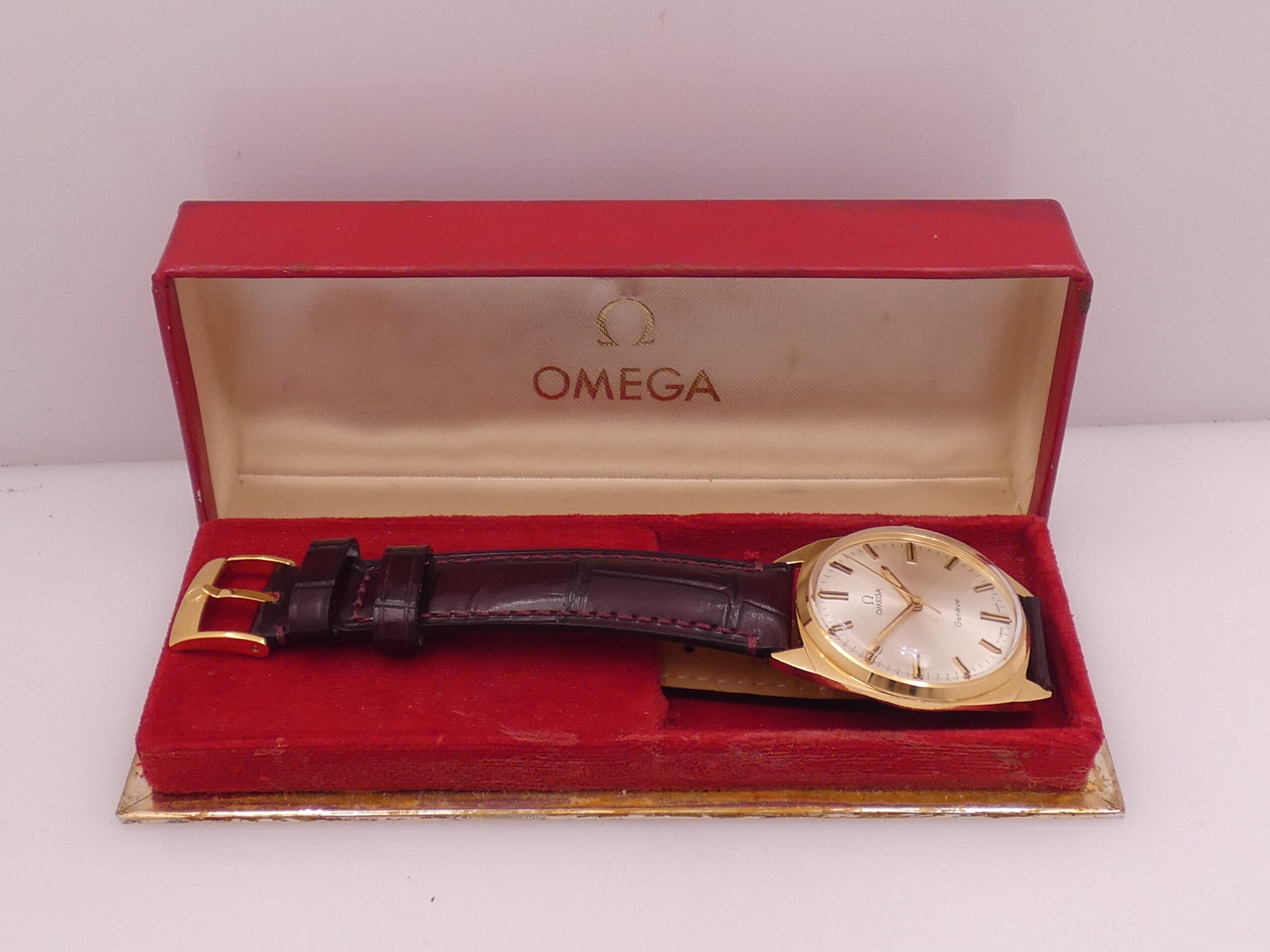 Omega Genève ORO MASSICCIO 18Kt ANNO 1969 Carica Manuale TOP CONDITION With BOX Ref. 181-91008 - immagine 11