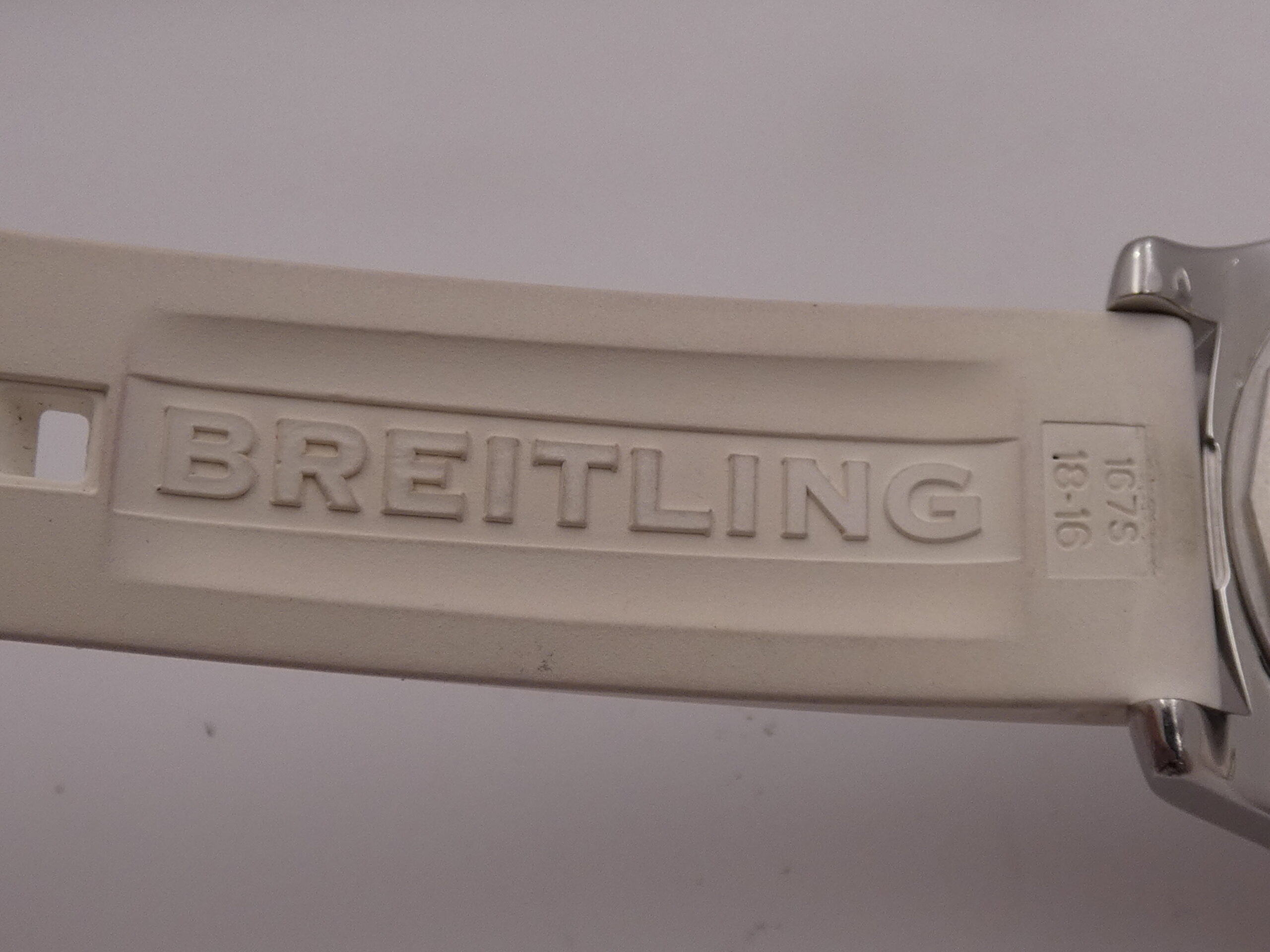 Breitling Superocean 36 A17316 Automatico WITH PAPERS & C.O.S.C. White DIAL & BEZEL Acciaio for Ladies - immagine 13