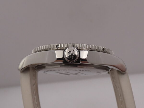 Breitling Superocean 36 A17316 Automatico WITH PAPERS & C.O.S.C. White DIAL & BEZEL Acciaio for Ladies