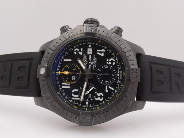 Cronografo Breitling Avenger 45 Night Mission V13317 BOX&PAPERS Titanio Automatic Chronometer