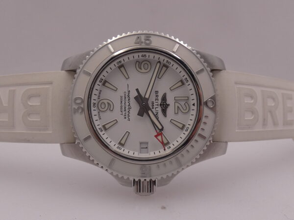 Breitling Superocean 36 A17316 Automatico WITH PAPERS & C.O.S.C. White DIAL & BEZEL Acciaio for Ladies