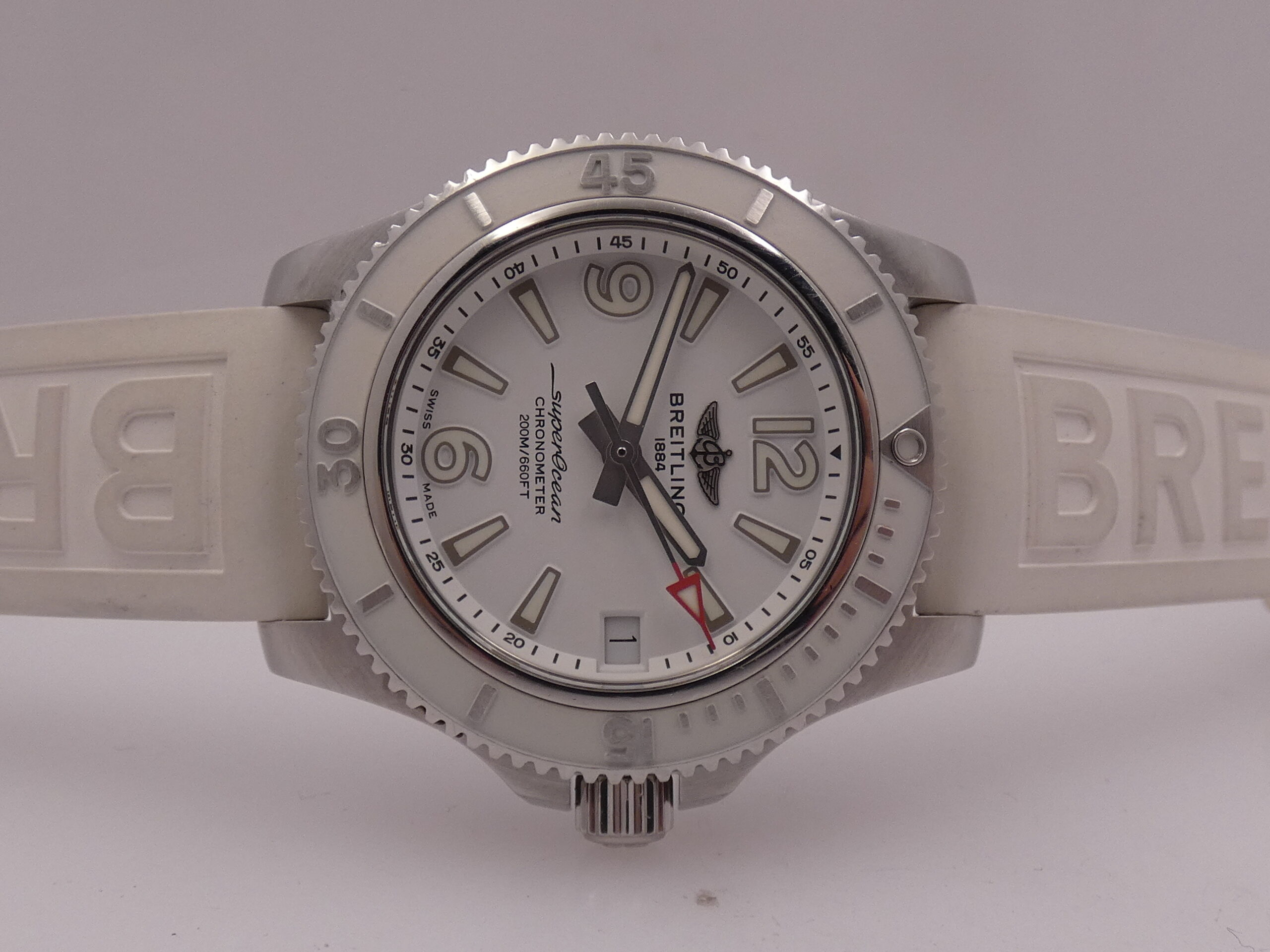 Breitling Superocean 36 A17316 Automatico WITH PAPERS & C.O.S.C. White DIAL & BEZEL Acciaio for Ladies - immagine 6