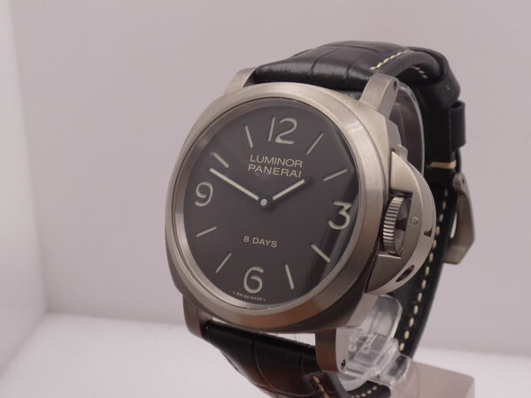 Panerai Luminor Base 8 Days Titanium 44mm PAM00562 BOX PAPERS & STICKERS Anno 2018 Manuale OP6938 BROWN SANDWICH DIAL Edizione Limitata 1000pc al Mondo