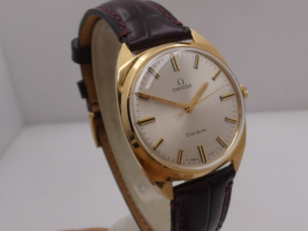 Omega Genève ORO MASSICCIO 18Kt ANNO 1969 Carica Manuale TOP CONDITION With BOX Ref. 181-91008