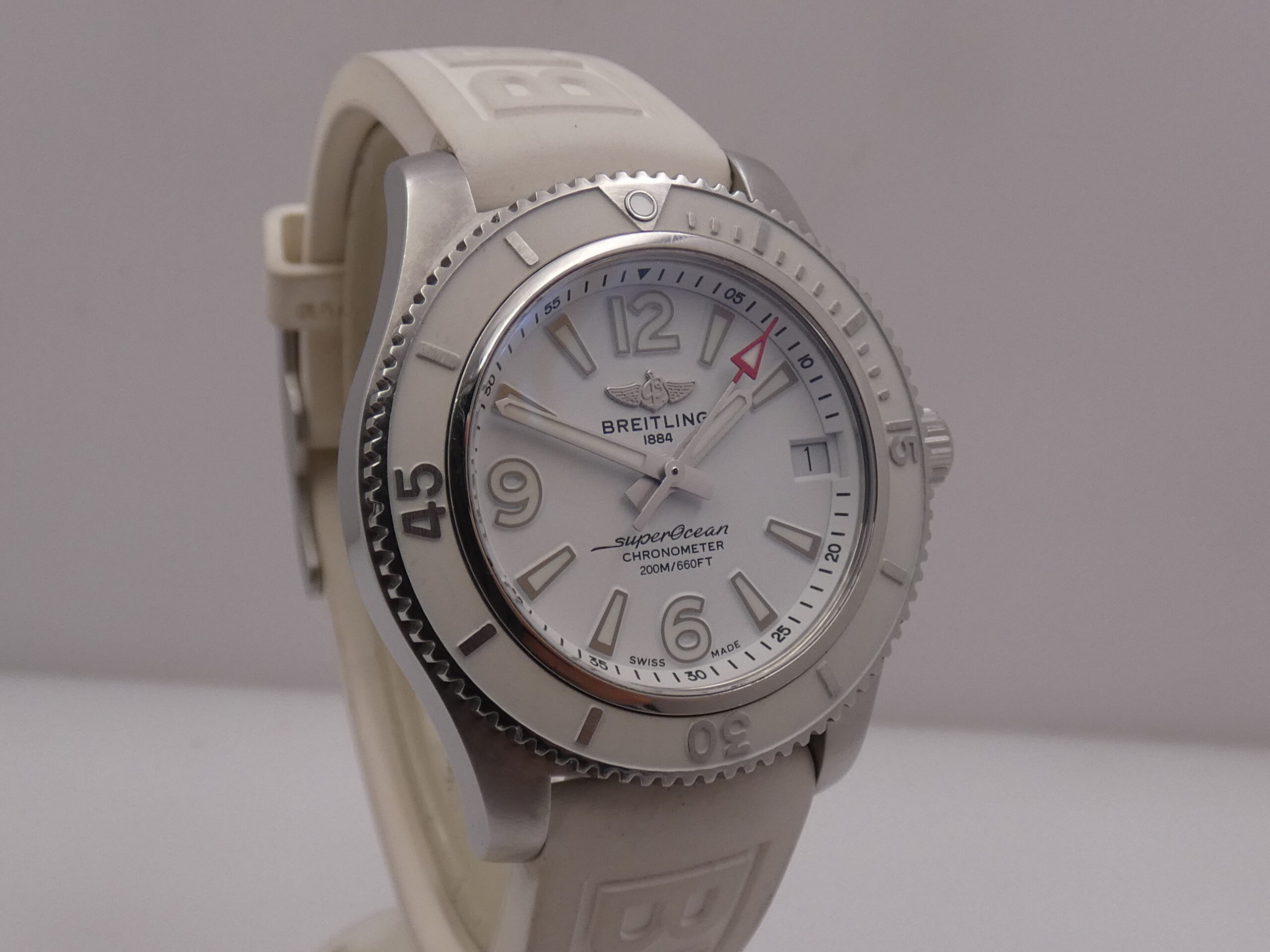 Breitling Superocean 36 A17316 Automatico WITH PAPERS & C.O.S.C. White DIAL & BEZEL Acciaio for Ladies - immagine 10