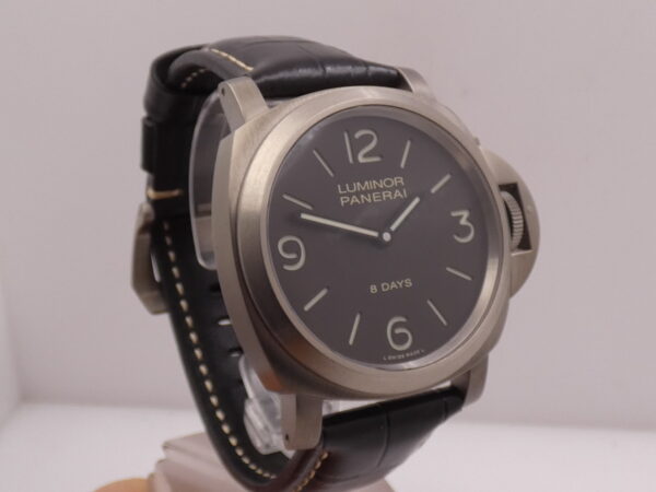 Panerai Luminor Base 8 Days Titanium 44mm PAM00562 BOX PAPERS & STICKERS Anno 2018 Manuale OP6938 BROWN SANDWICH DIAL Edizione Limitata 1000pc al Mondo