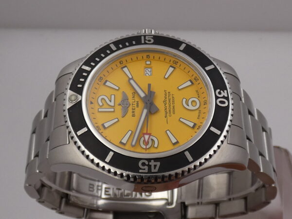 Breitling Superocean 44 Chronometer YELLOW A17367 WITH PAPERS & COSC Automatico Acciaio BRACCIALATO