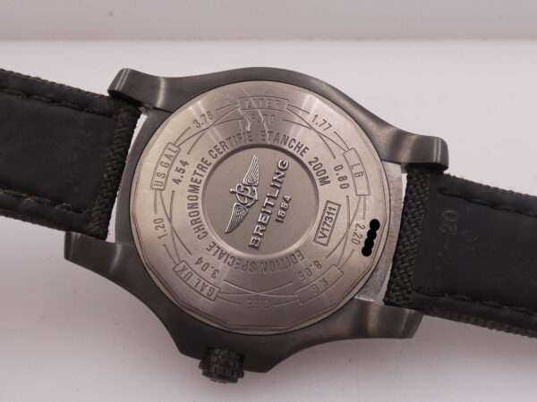 Breitling Avenger Blackbird 44 V17311 WITH PAPERS & C.O.S.C. Anno 2019 Automatico Titanio & Black DLC