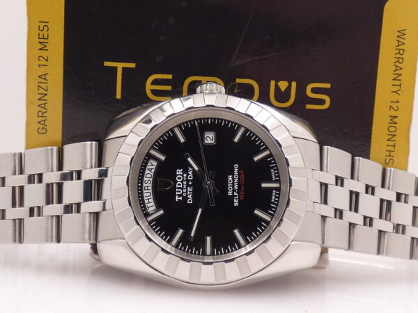Tudor Classic Date+Day 41mm 23010 BLACK DIAL Automatico Acciaio Braccialato