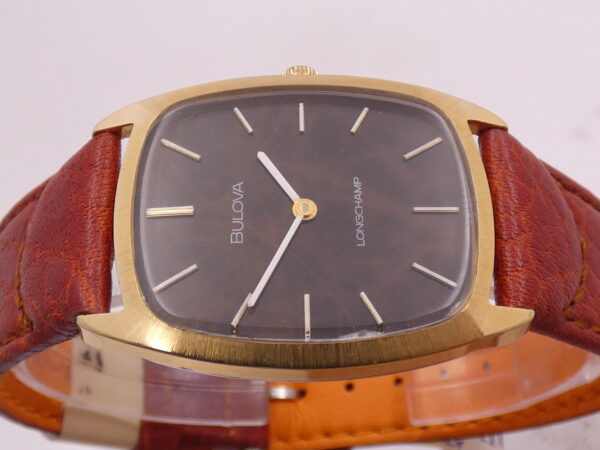Bulova Longchamp Tonneau Vintage ANNI '70s Radica Dial 18Kt G.F. Carica Manuale Ref. 7630