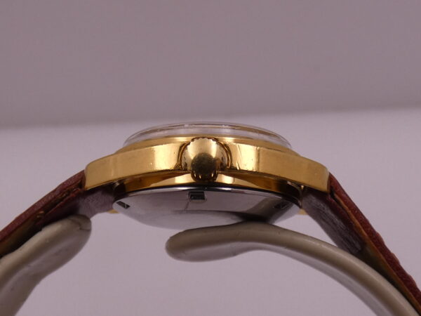 Zenith Lady Automatic Vintage APPENA REVISIONATO Ghiera Elettroplaccata Oro 18Kt & Acciaio RED DATE Anni 70's 20.0660.485