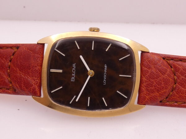 Bulova Longchamp Tonneau Vintage ANNI '70s Radica Dial 18Kt G.F. Carica Manuale Ref. 7630