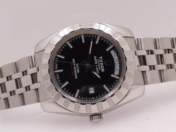 Tudor Classic Date+Day 41mm 23010 BLACK DIAL Automatico Acciaio Braccialato